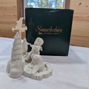 Department 56 Snowbabies Figurine - Cream and White